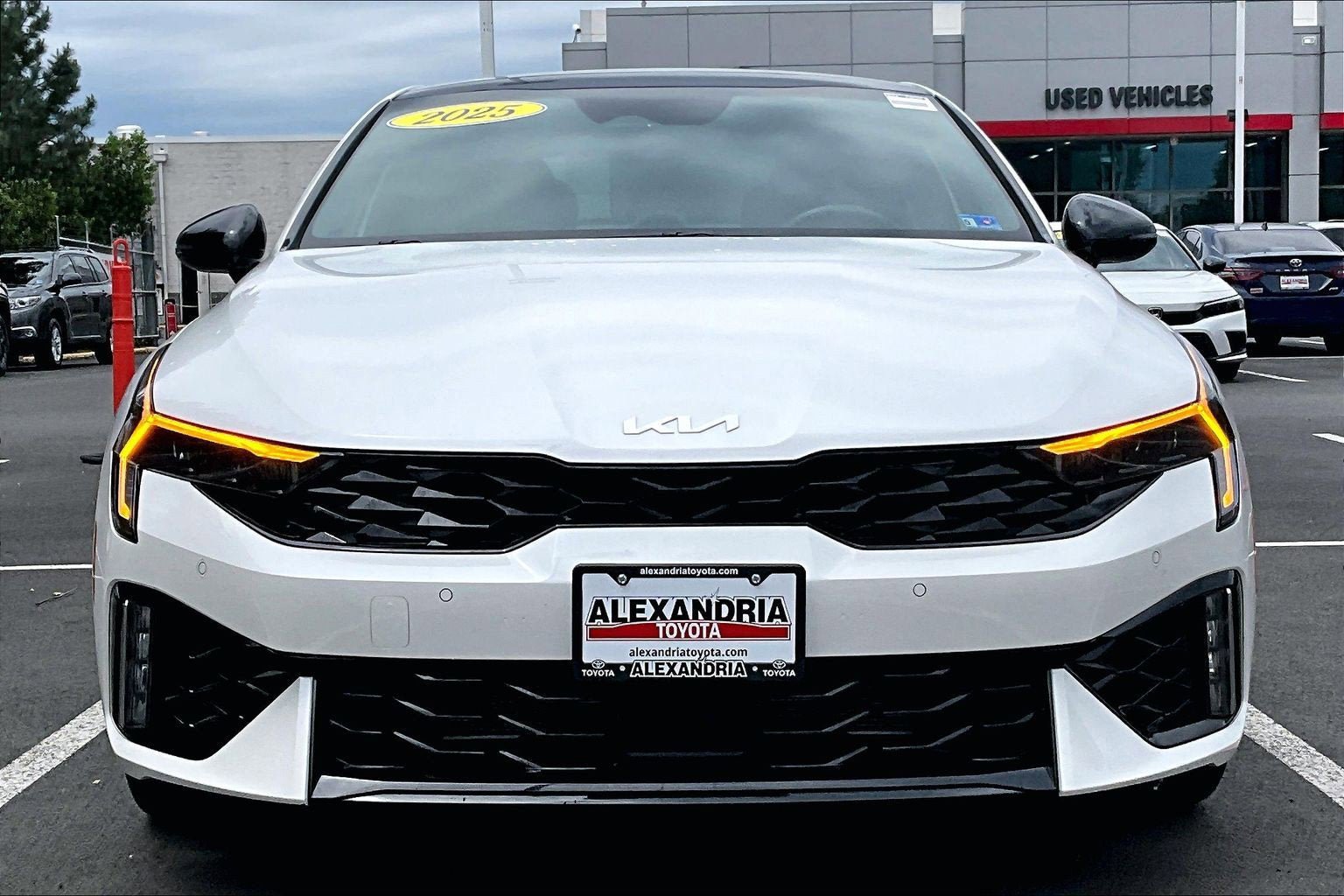 Used 2025 Kia K5 GT-Line w/ GT-Line Premium Package AWD/4WD image 3