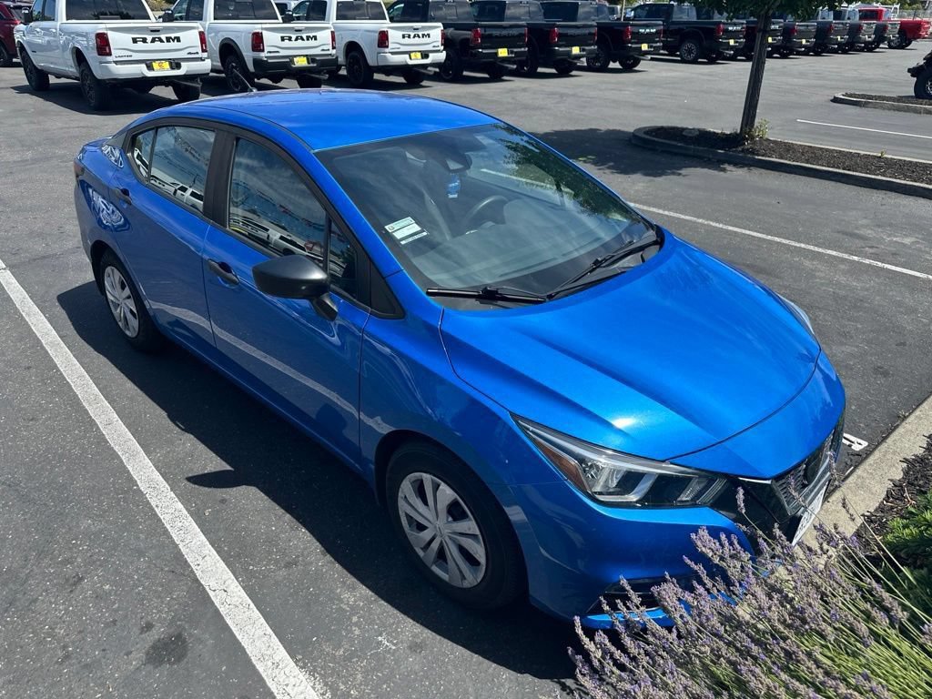 Used 2021 Nissan Versa S FWD image 4