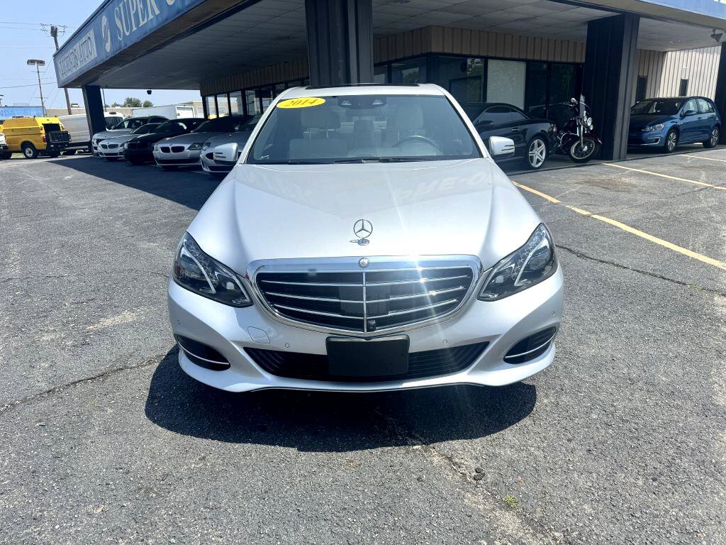 Used 2014 Mercedes-Benz E 350 Sedan image 3