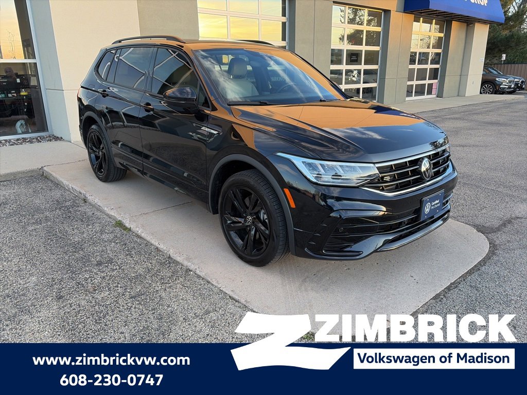 Certified 2024 Volkswagen Tiguan SE R-Line