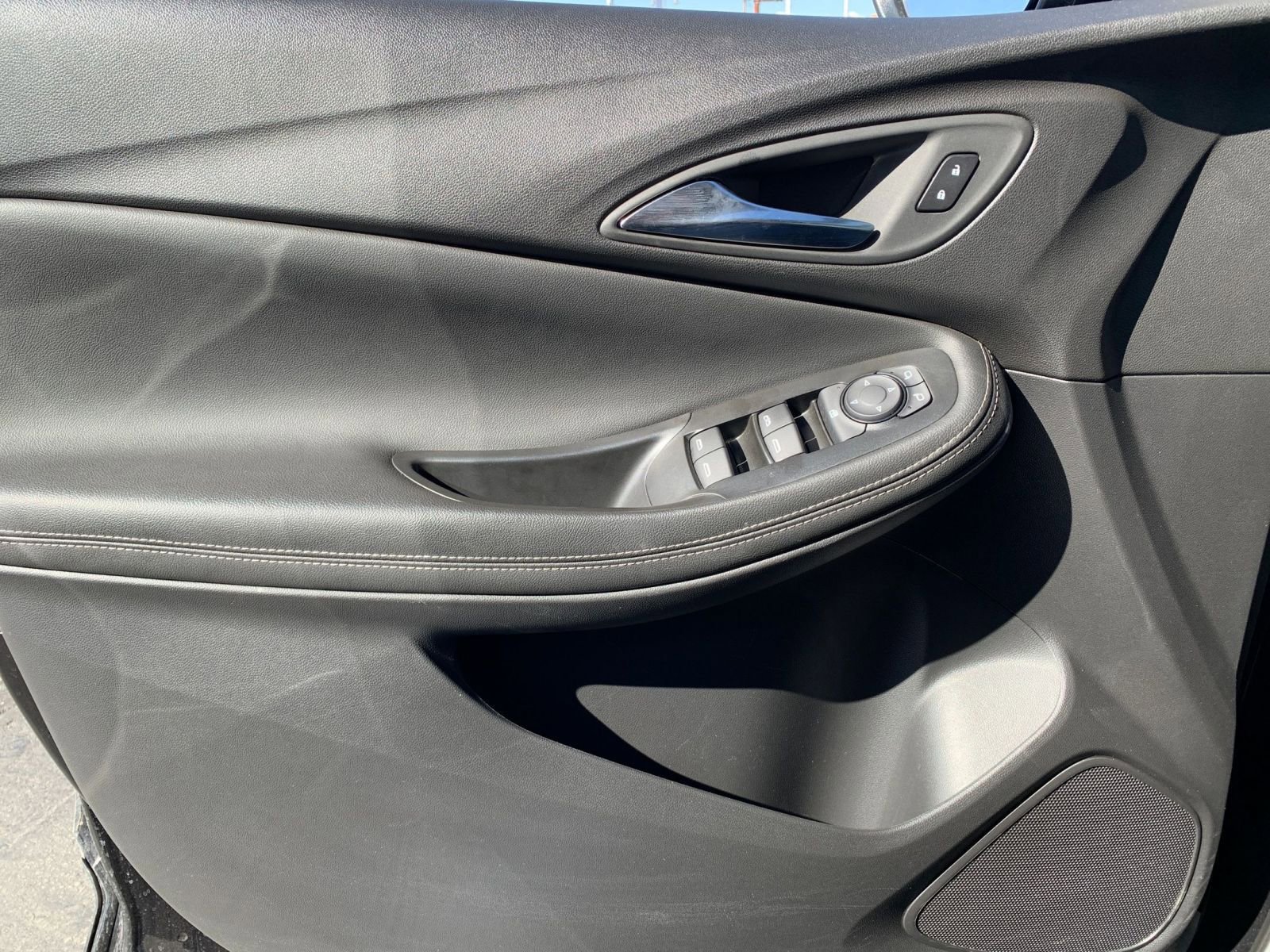 Used 2025 Buick Encore GX Preferred image 18