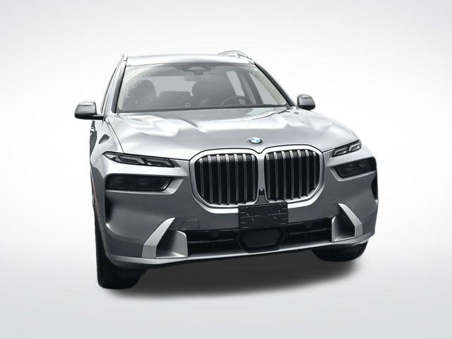 Used 2024 BMW X7 xDrive40i image 10