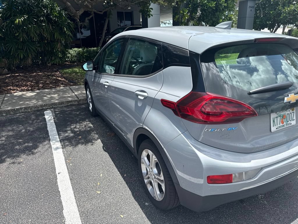 Used 2020 Chevrolet Bolt LT FWD image 5