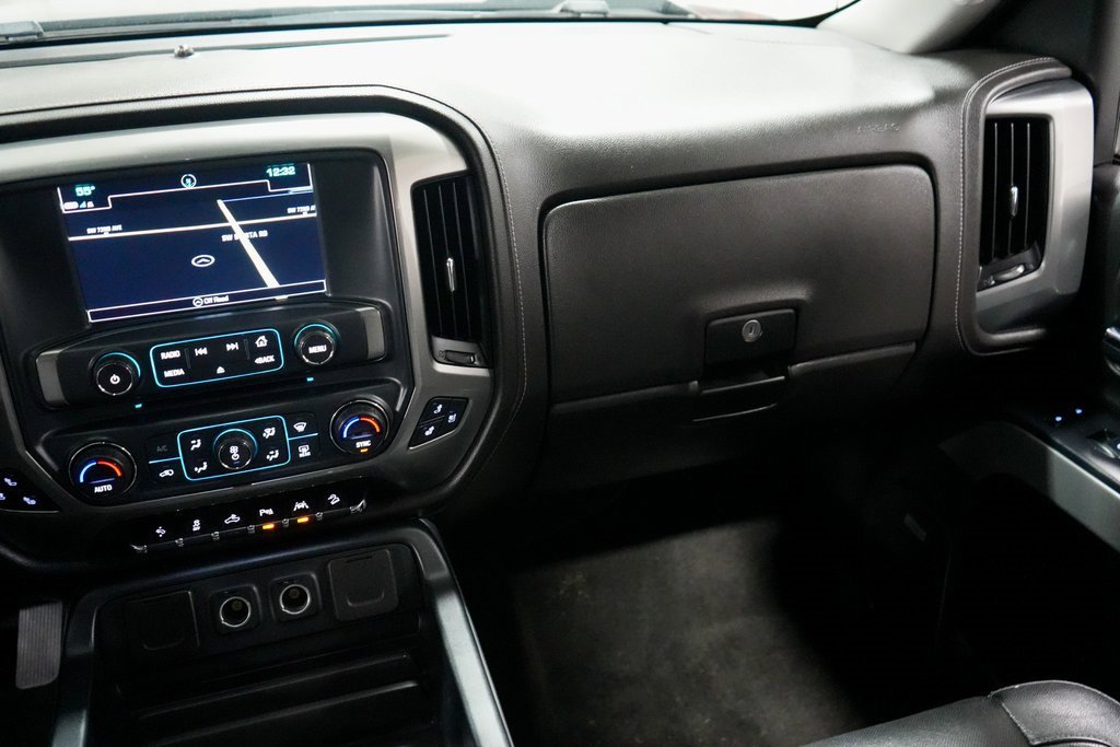 Used 2018 Chevrolet Silverado 1500 LTZ Z71 w/ LTZ Plus Package image 13