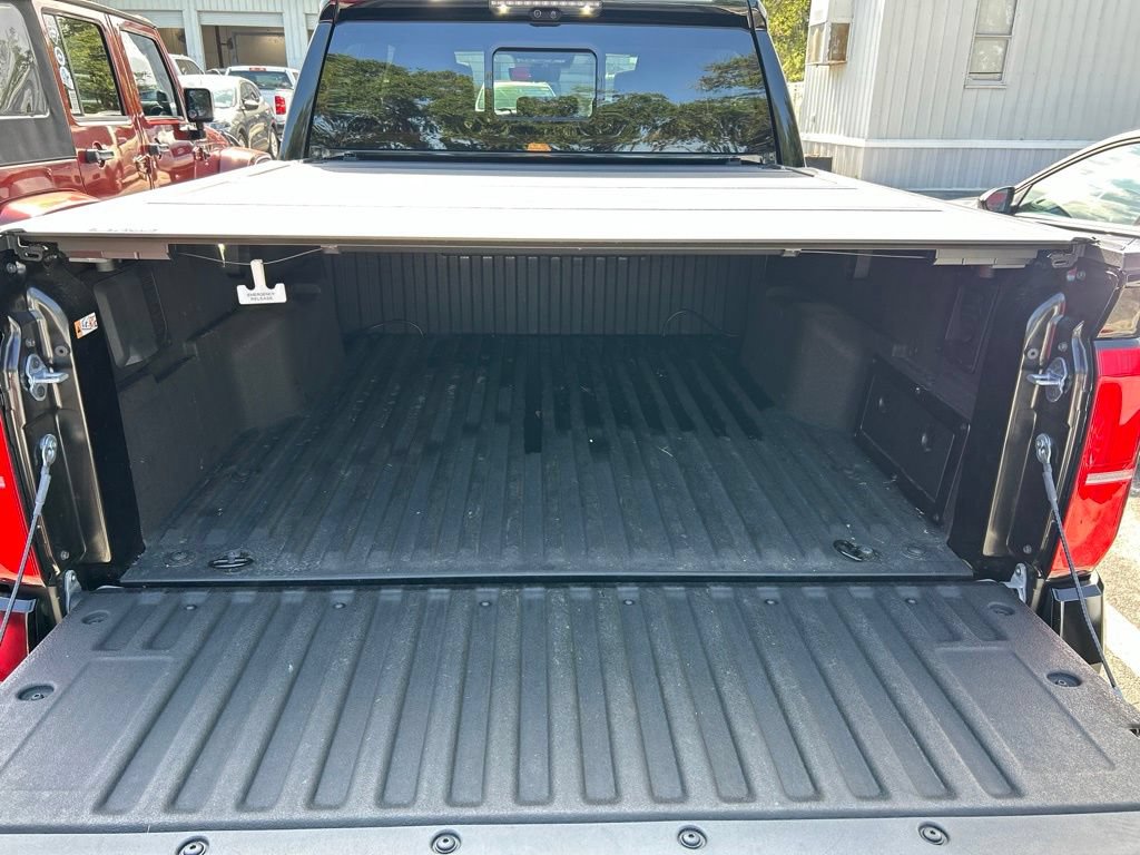 Used 2025 Toyota Tacoma Limited AWD/4WD image 46