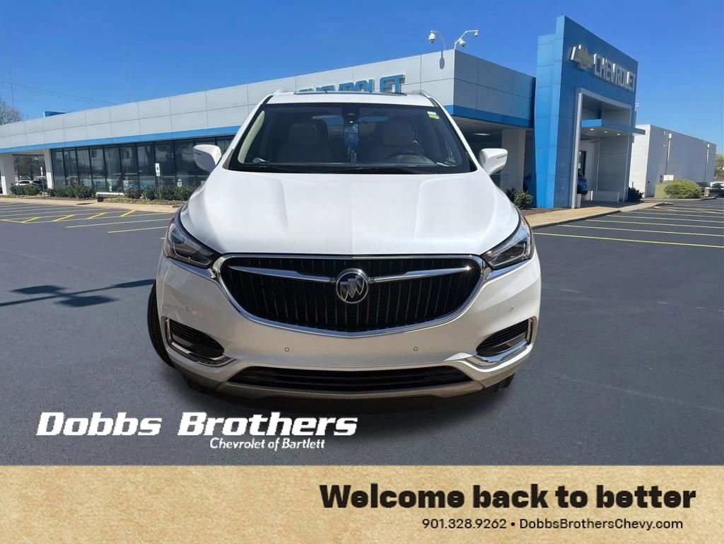 Used 2020 Buick Enclave Premium w/ Sun and Sites Package FWD image 7