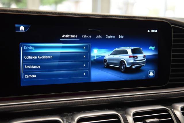 Used 2024 Mercedes-Benz GLS 450 4MATIC image 39