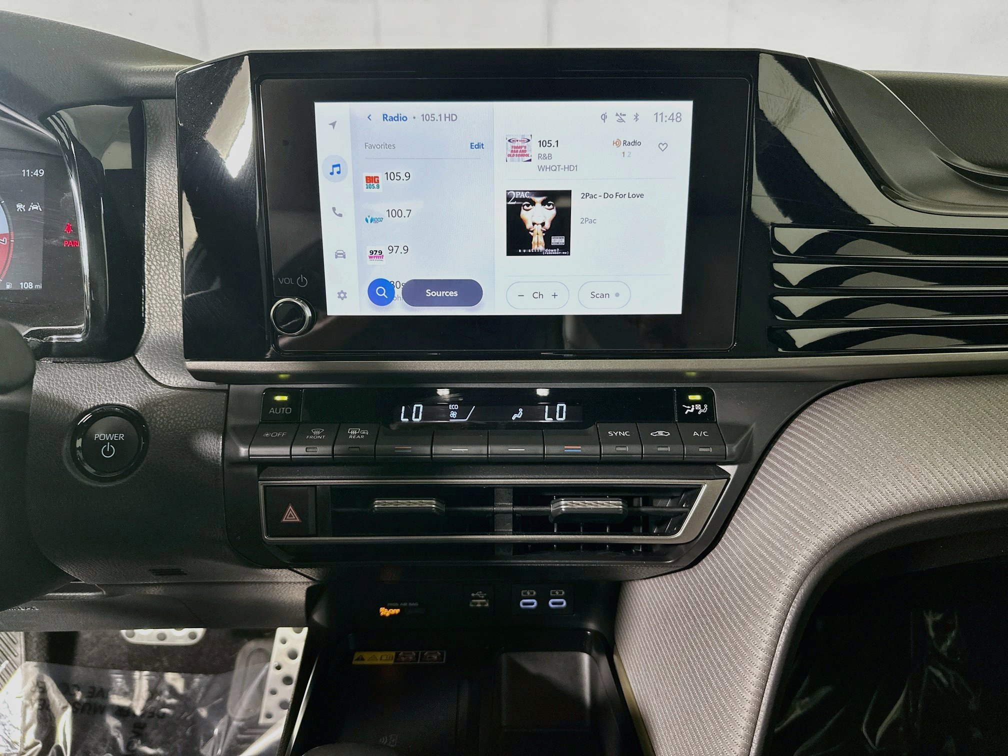 Certified 2026 Toyota Camry SE FWD image 24