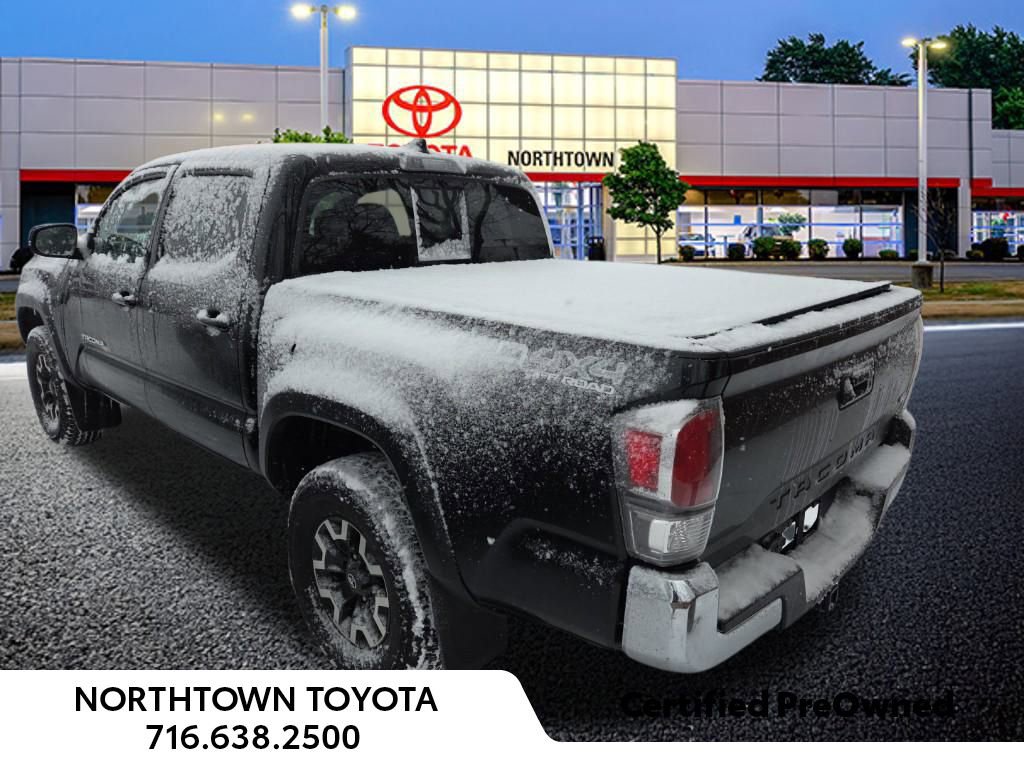 Used 2022 Toyota Tacoma TRD Off-Road image 11