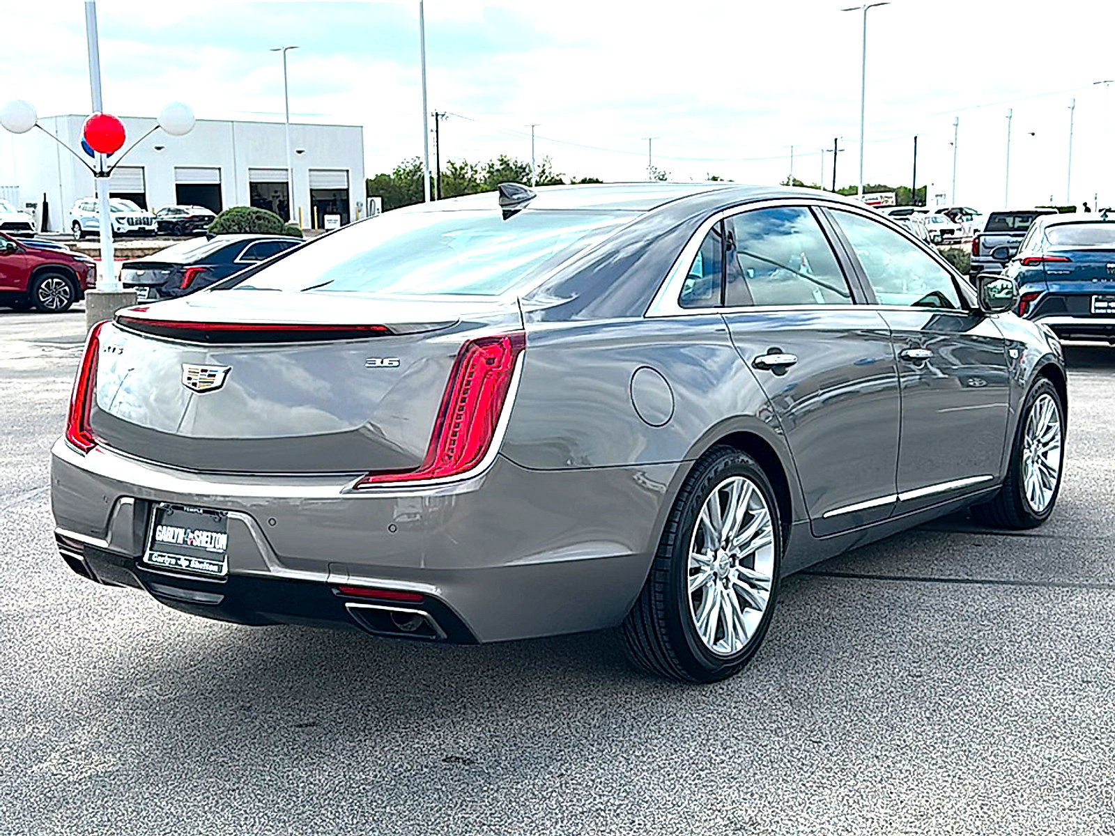 Used 2018 Cadillac XTS Luxury image 8