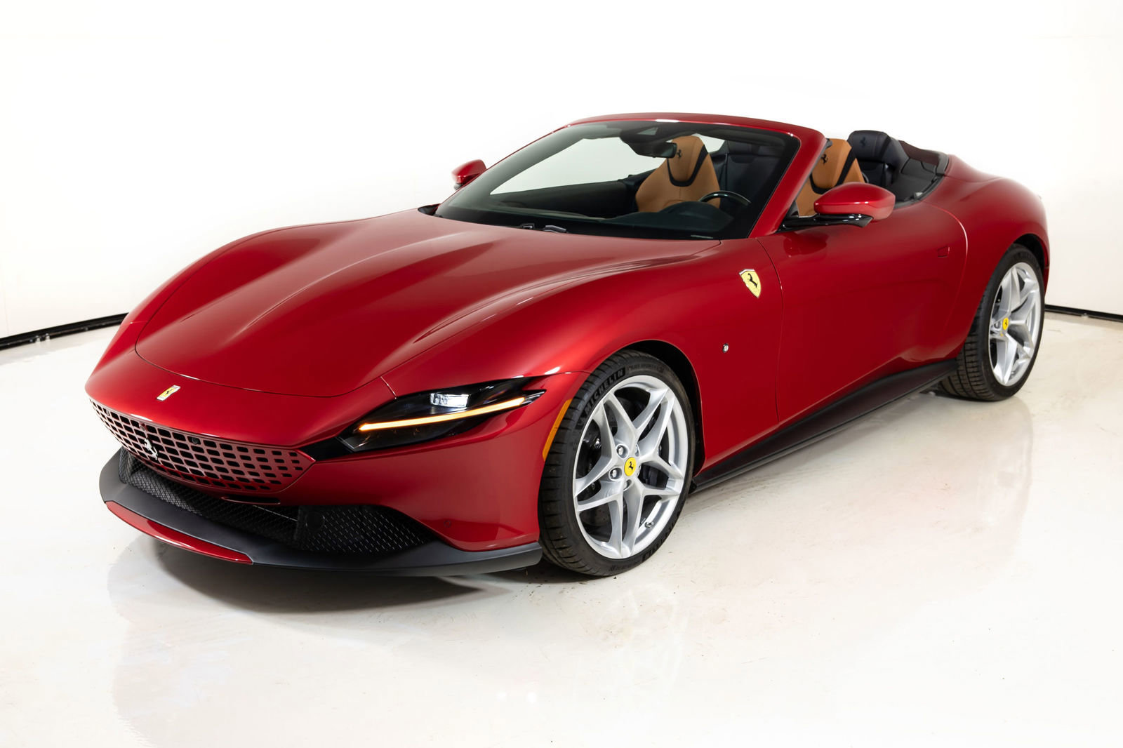Certified 2025 Ferrari Roma Spider image 6