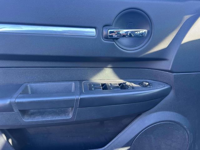 Used 2009 Dodge Charger SXT image 16