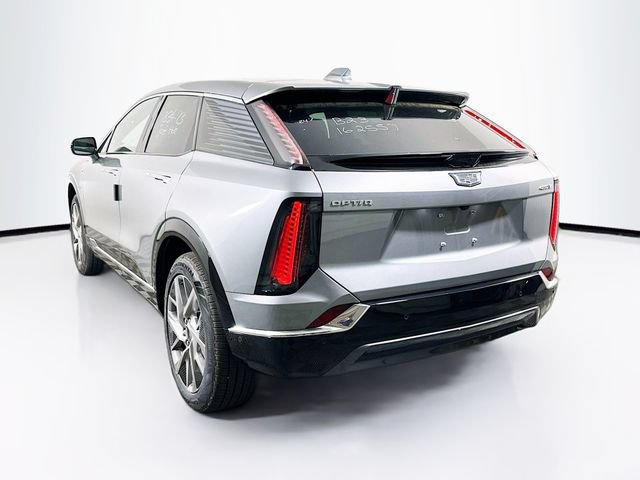 New 2026 Cadillac Optiq Luxury 1 RWD image 5