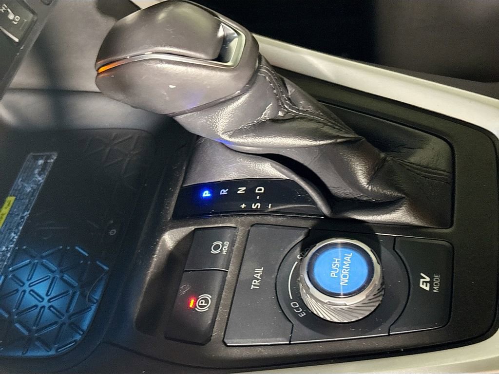 Used 2021 Toyota RAV4 XSE image 18