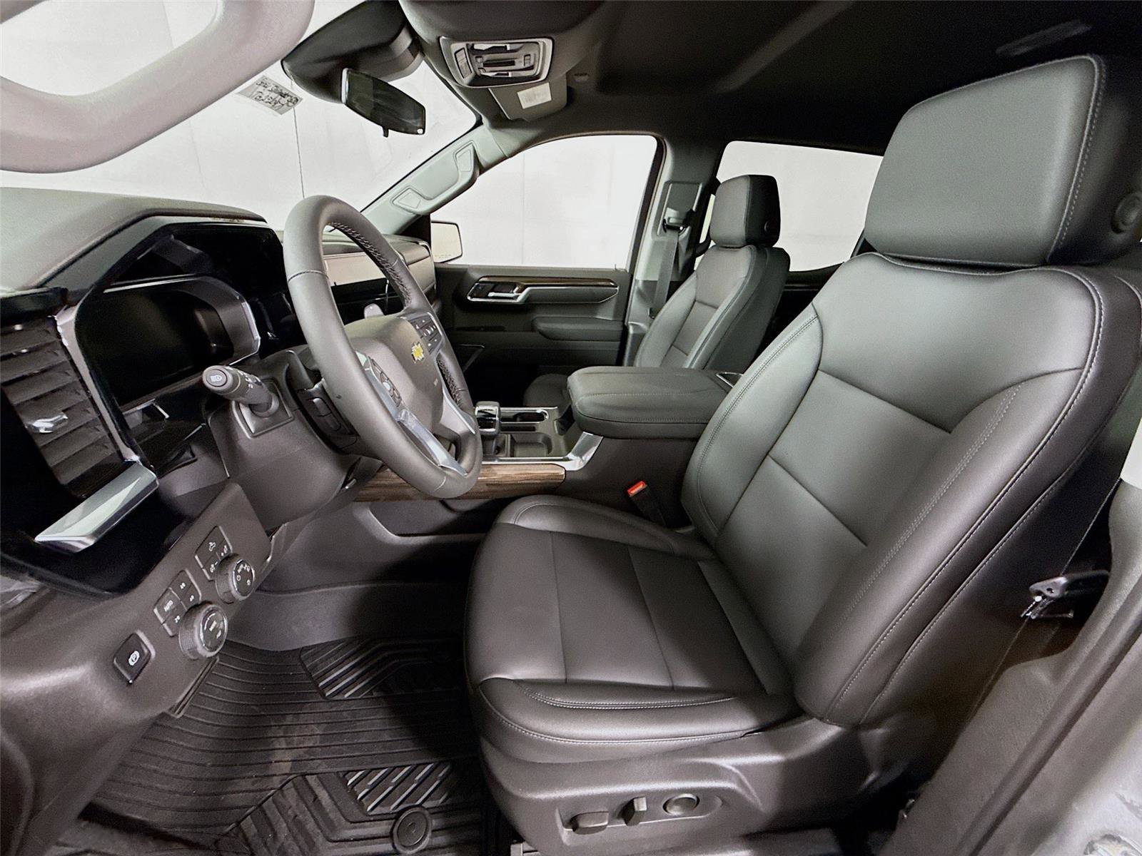 New 2026 Chevrolet Silverado 1500 LT AWD/4WD image 16