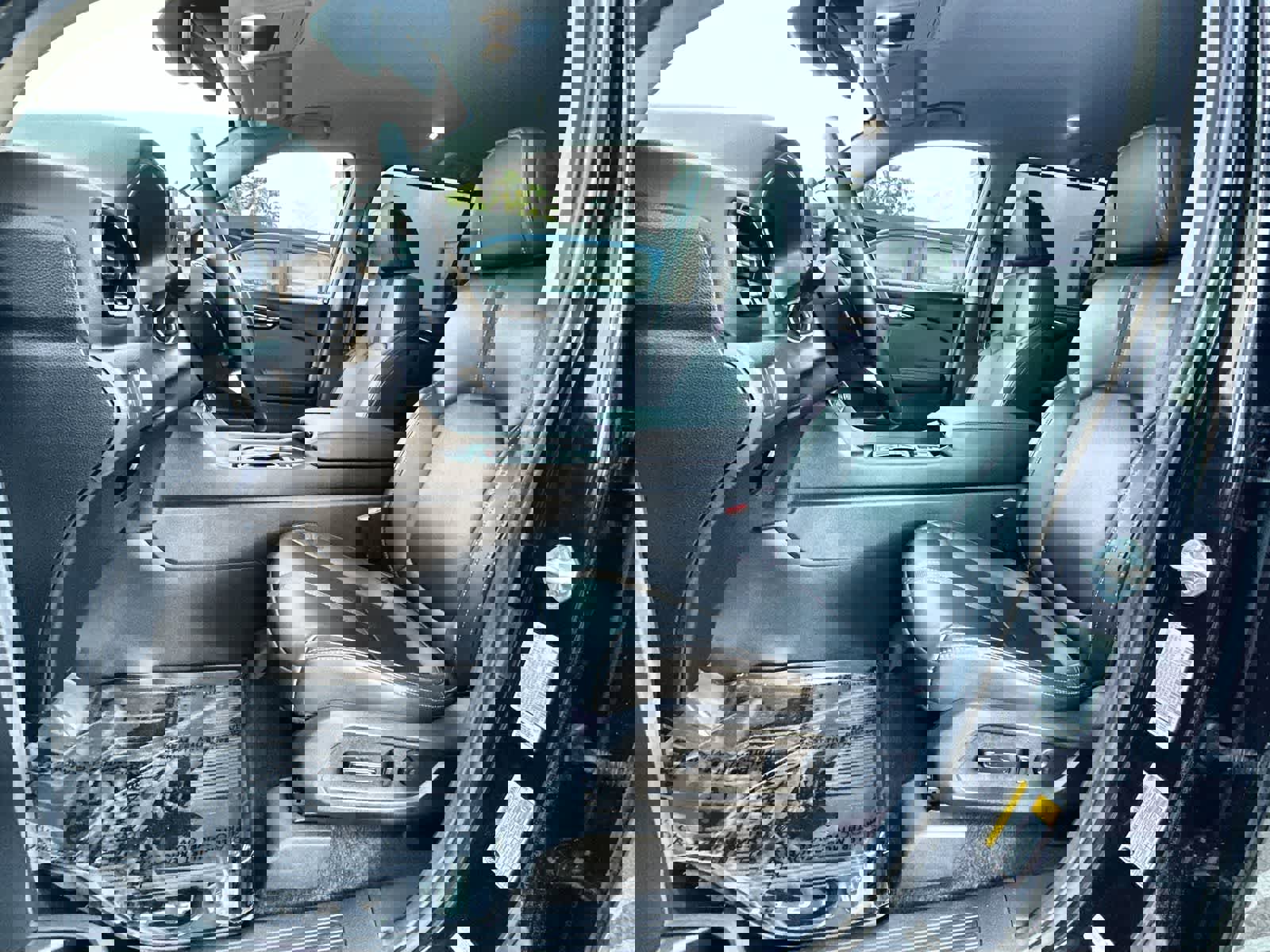 Used 2025 Honda Pilot EX-L image 3