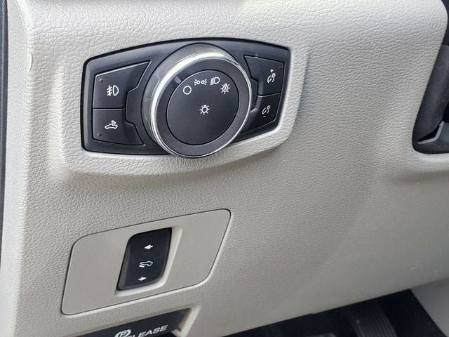Used 2019 Ford F250 XLT w/ XLT Premium Package AWD/4WD image 9