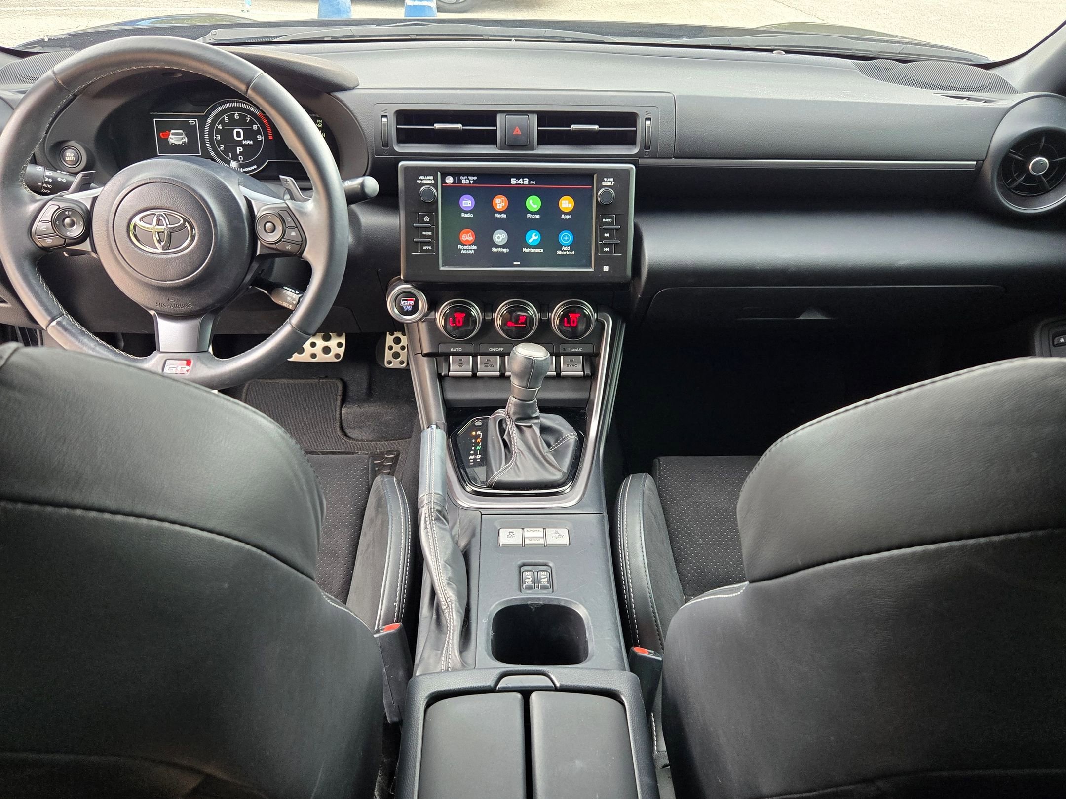 Used 2023 Toyota GR86 Premium RWD image 15