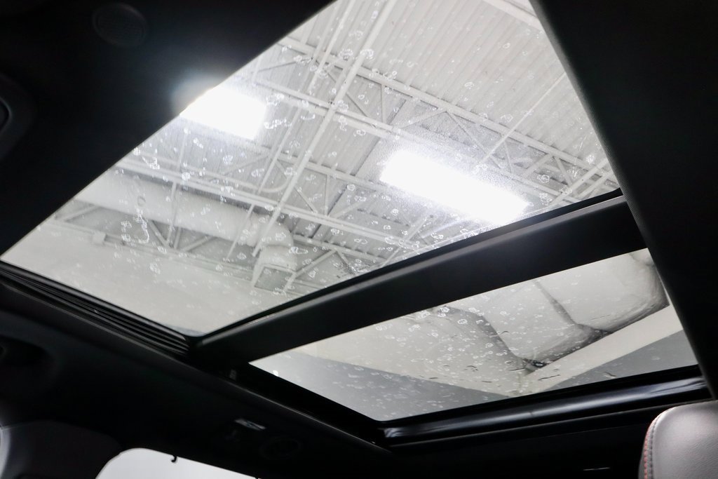 Certified 2025 Ford Explorer ST image 26