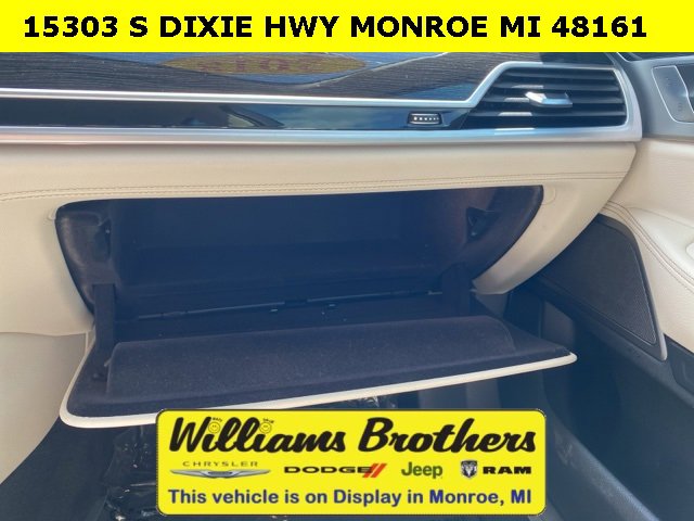 Used 2018 BMW 740i xDrive image 17