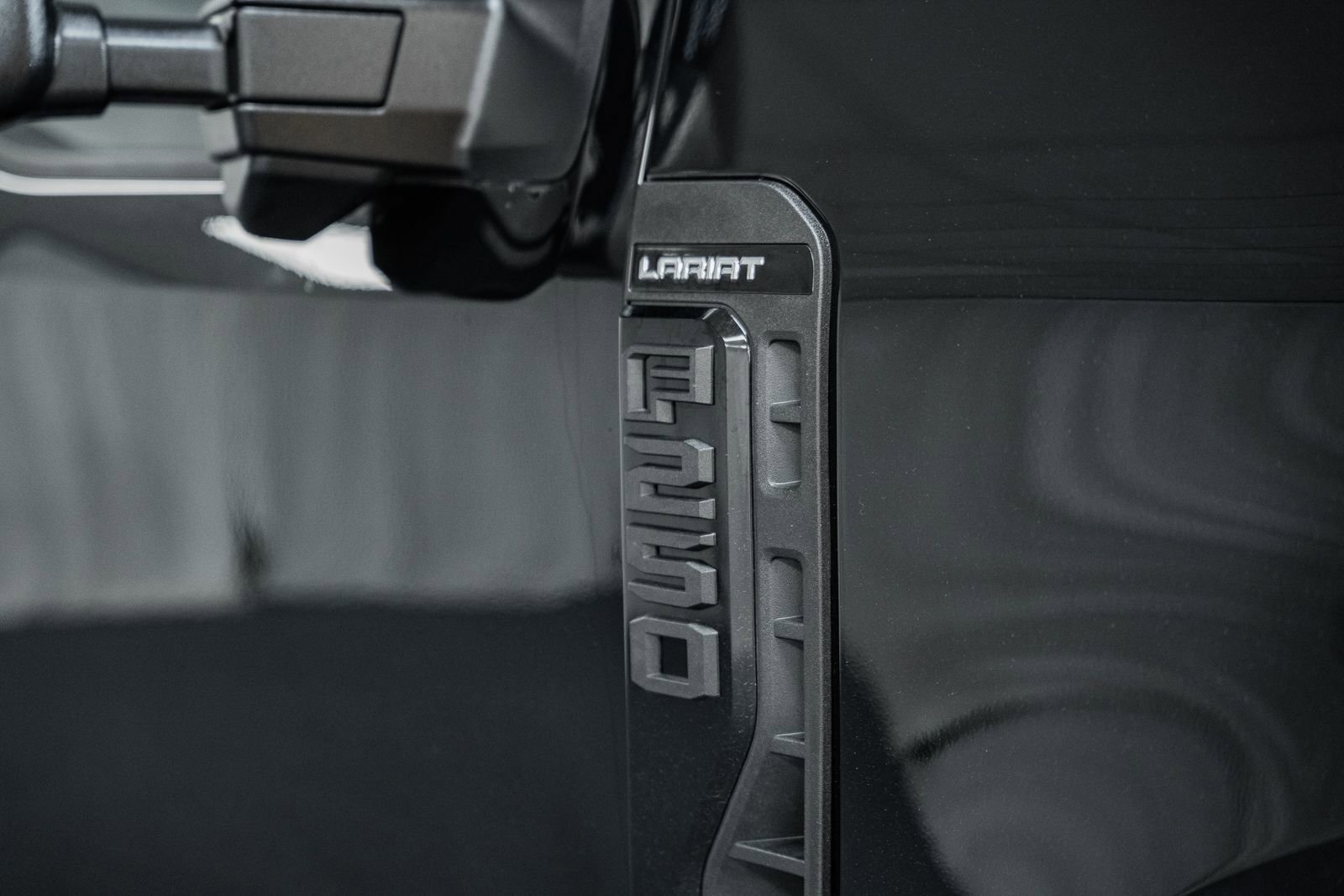 Used 2024 Ford F250 Lariat w/ Lariat Ultimate Package image 17