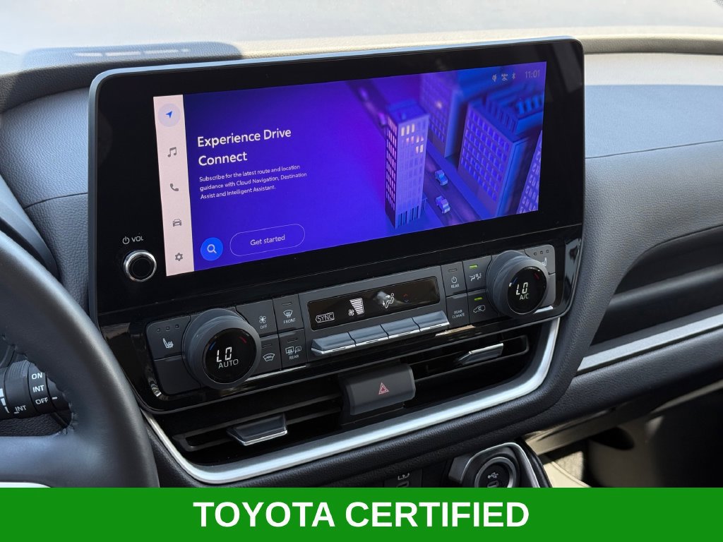Used 2025 Toyota Grand Highlander AWD image 14