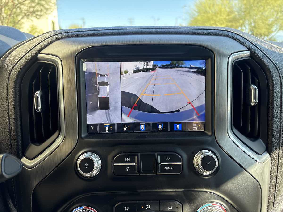 Used 2023 GMC Sierra 3500 Denali w/ Technology Package image 22