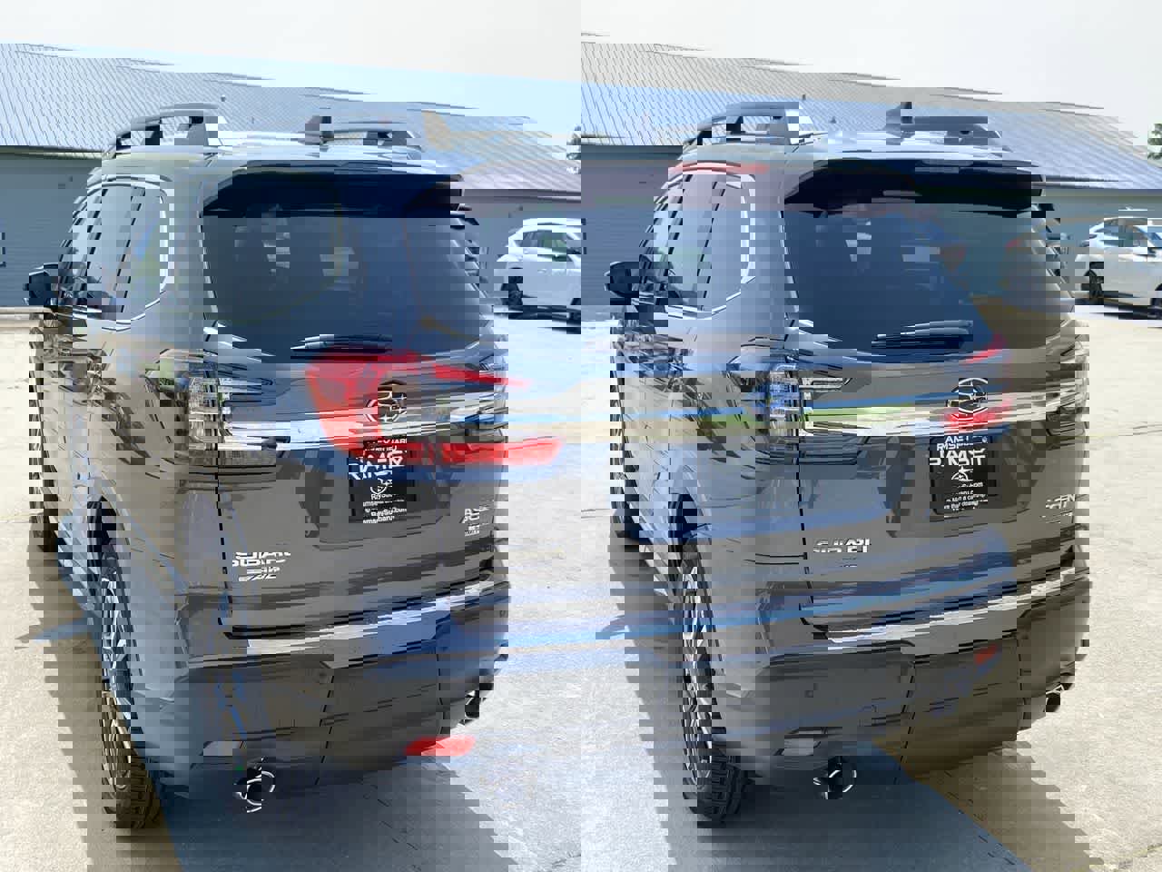 New 2025 Subaru Ascent Limited image 4