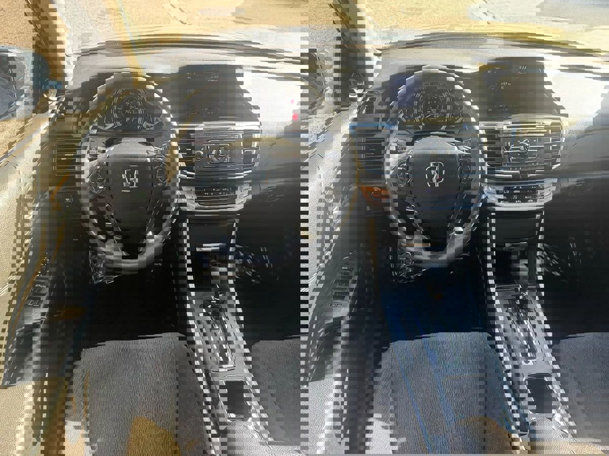 Used 2014 Honda Accord EX image 10