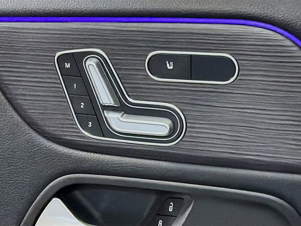 Certified 2023 Mercedes-Benz GLA 250 4MATIC image 23