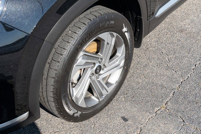 Used 2023 Hyundai Santa Fe SEL w/ Premium Package AWD/4WD image 9