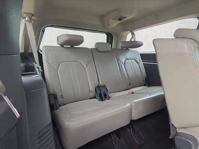 Used 2019 Ford Expedition Max Limited RWD image 18