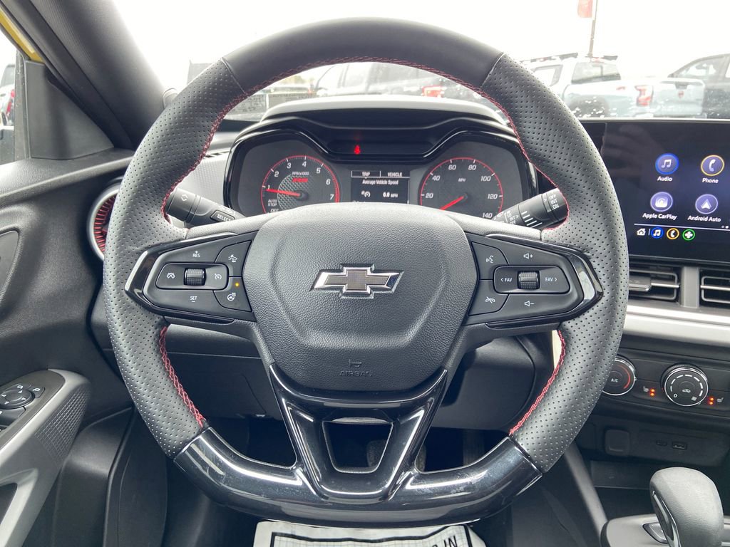 Used 2024 Chevrolet Trax RS w/ Sunroof Package image 21