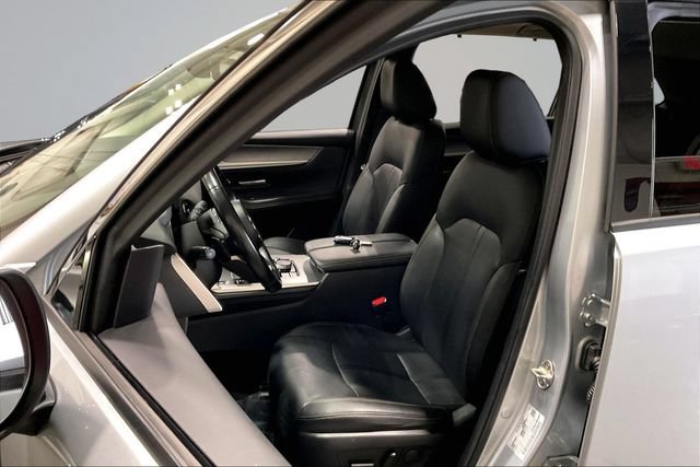 Certified 2024 MAZDA CX-90 Plug-In Hybrid w/ Premium Pkg AWD/4WD image 25