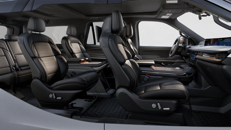 New 2025 Lincoln Navigator L Black Label AWD/4WD image 28