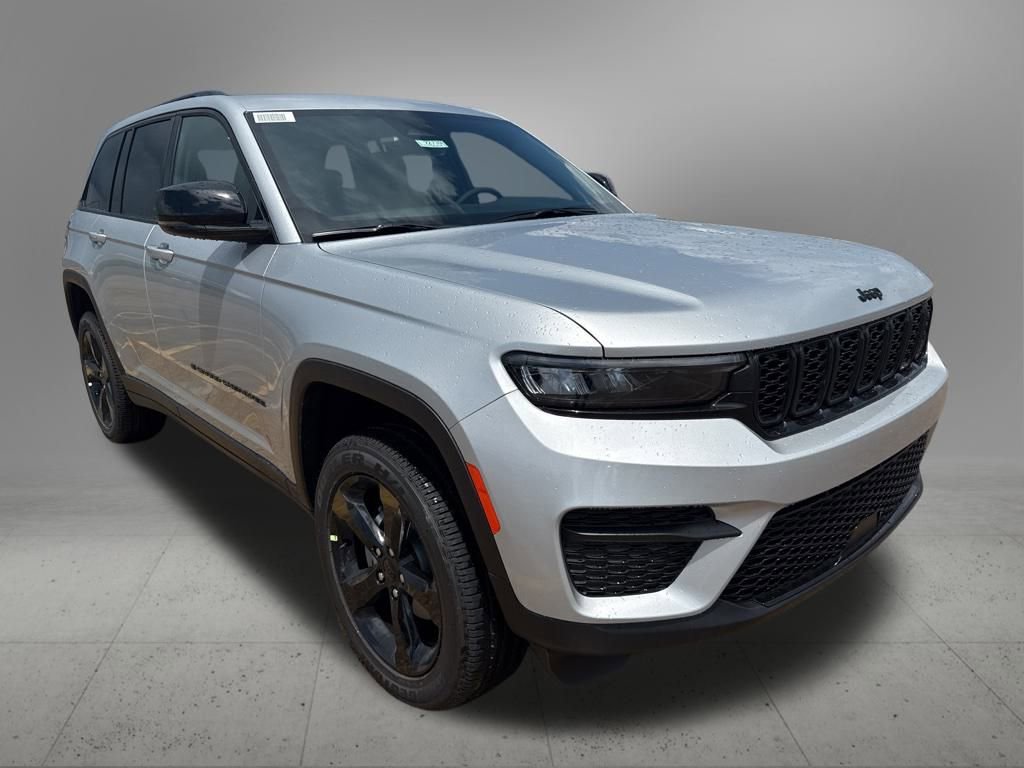 New 2025 Jeep Grand Cherokee Altitude
