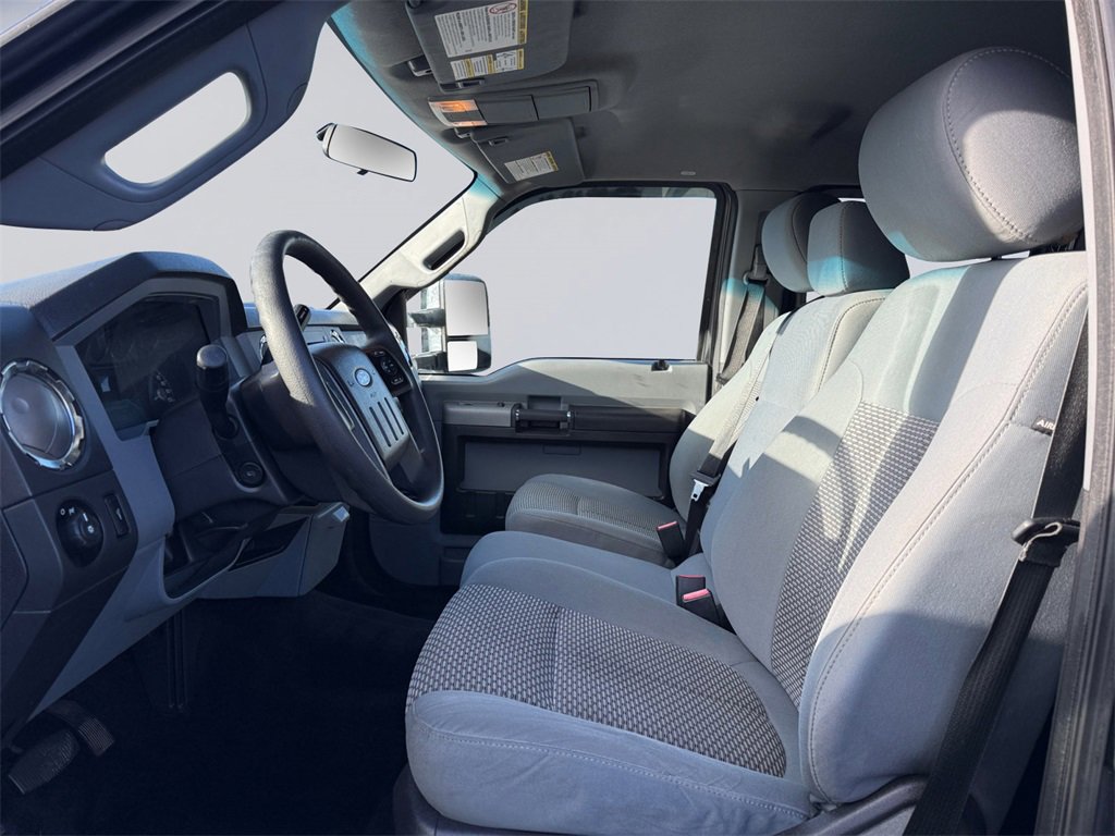 Used 2015 Ford F250 XLT w/ XLT Interior Package image 10