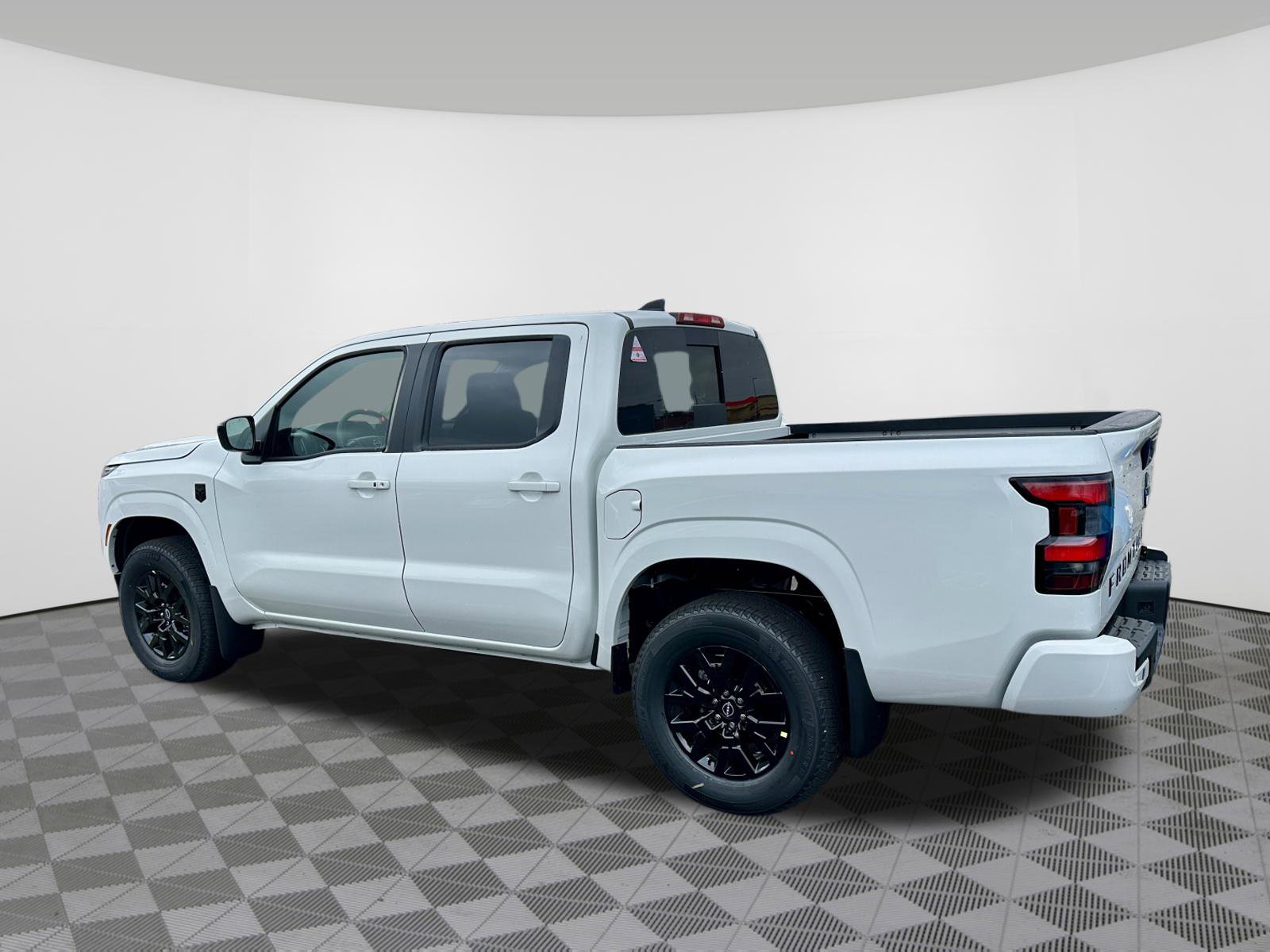 New 2026 Nissan Frontier SV AWD/4WD image 9