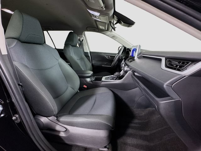 Certified 2024 Toyota RAV4 LE AWD/4WD image 29