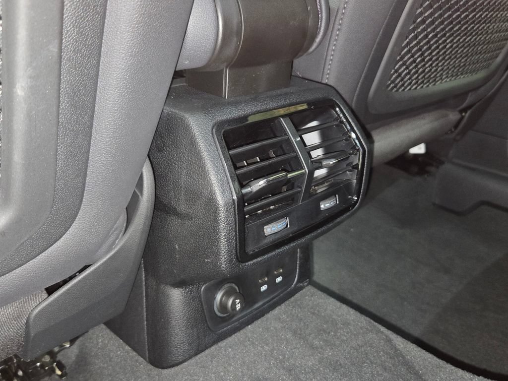 Used 2023 Audi Q3 2.0T Premium Plus w/ Premium Plus Package AWD/4WD image 16