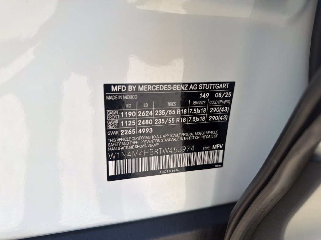 New 2026 Mercedes-Benz GLB 250 4MATIC image 24