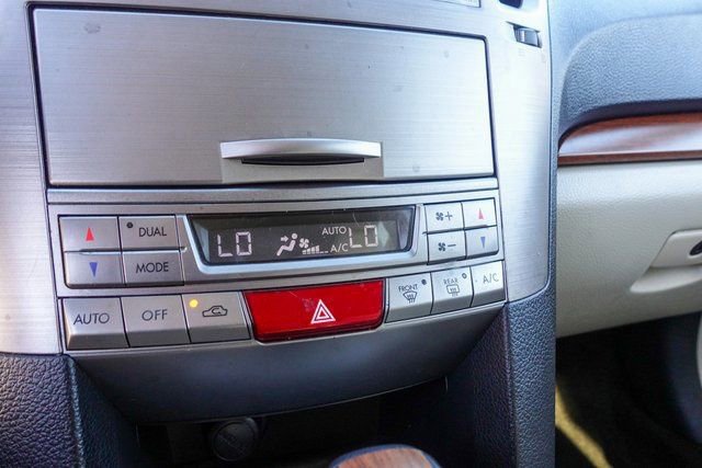 Used 2014 Subaru Outback 2.5i Limited w/ Moonroof Package image 19