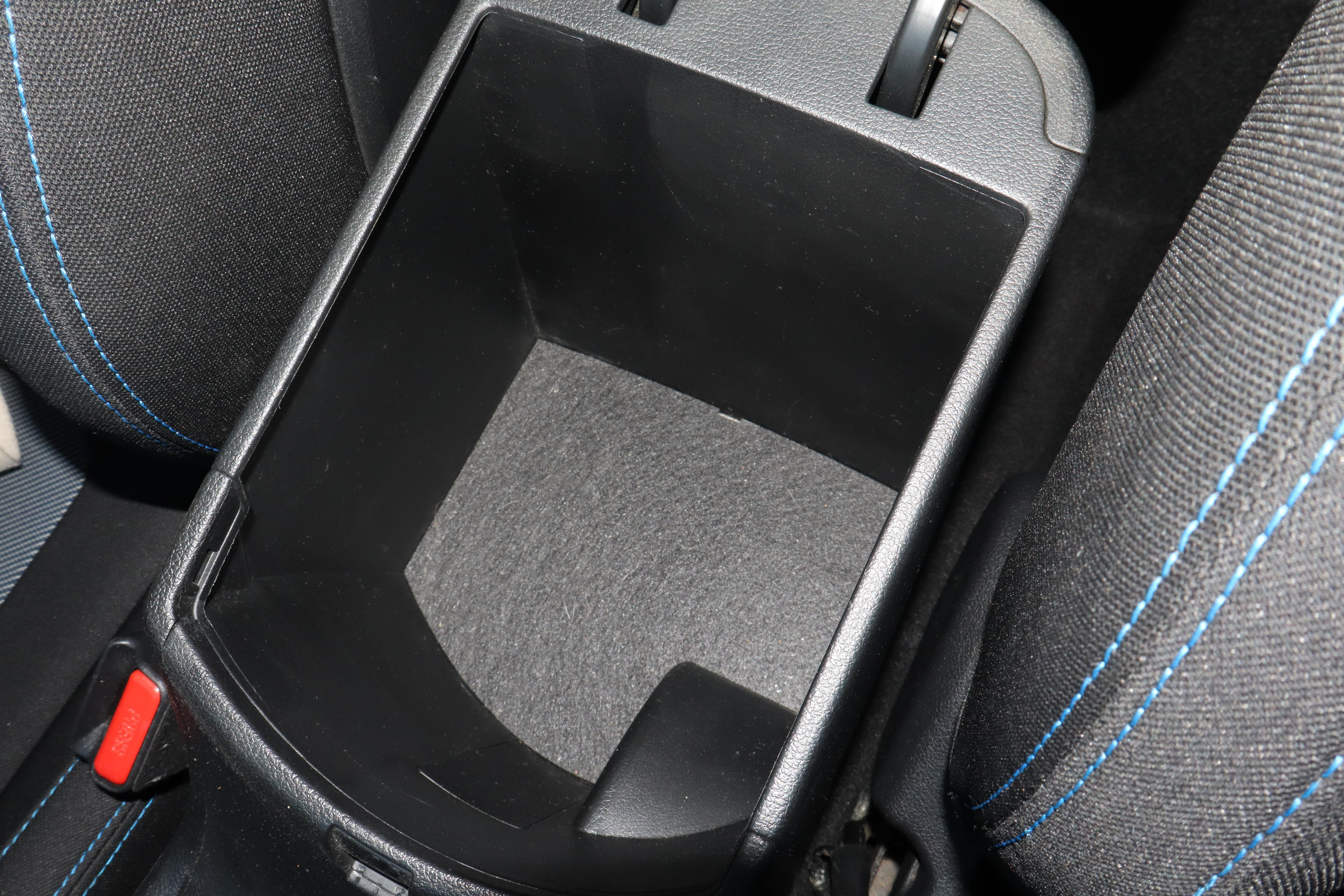 Used 2019 Hyundai Veloster 2.0 FWD image 20