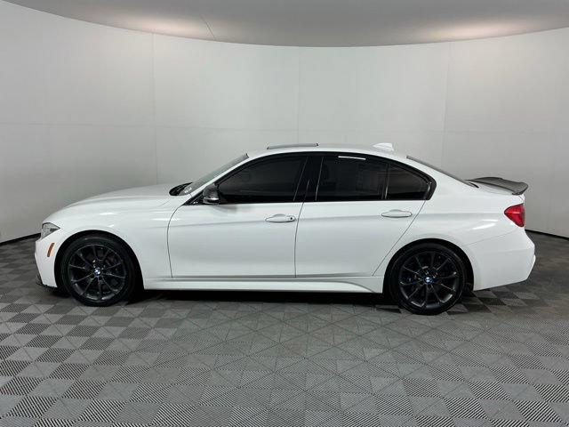 Used 2017 BMW 340i Sedan RWD image 8