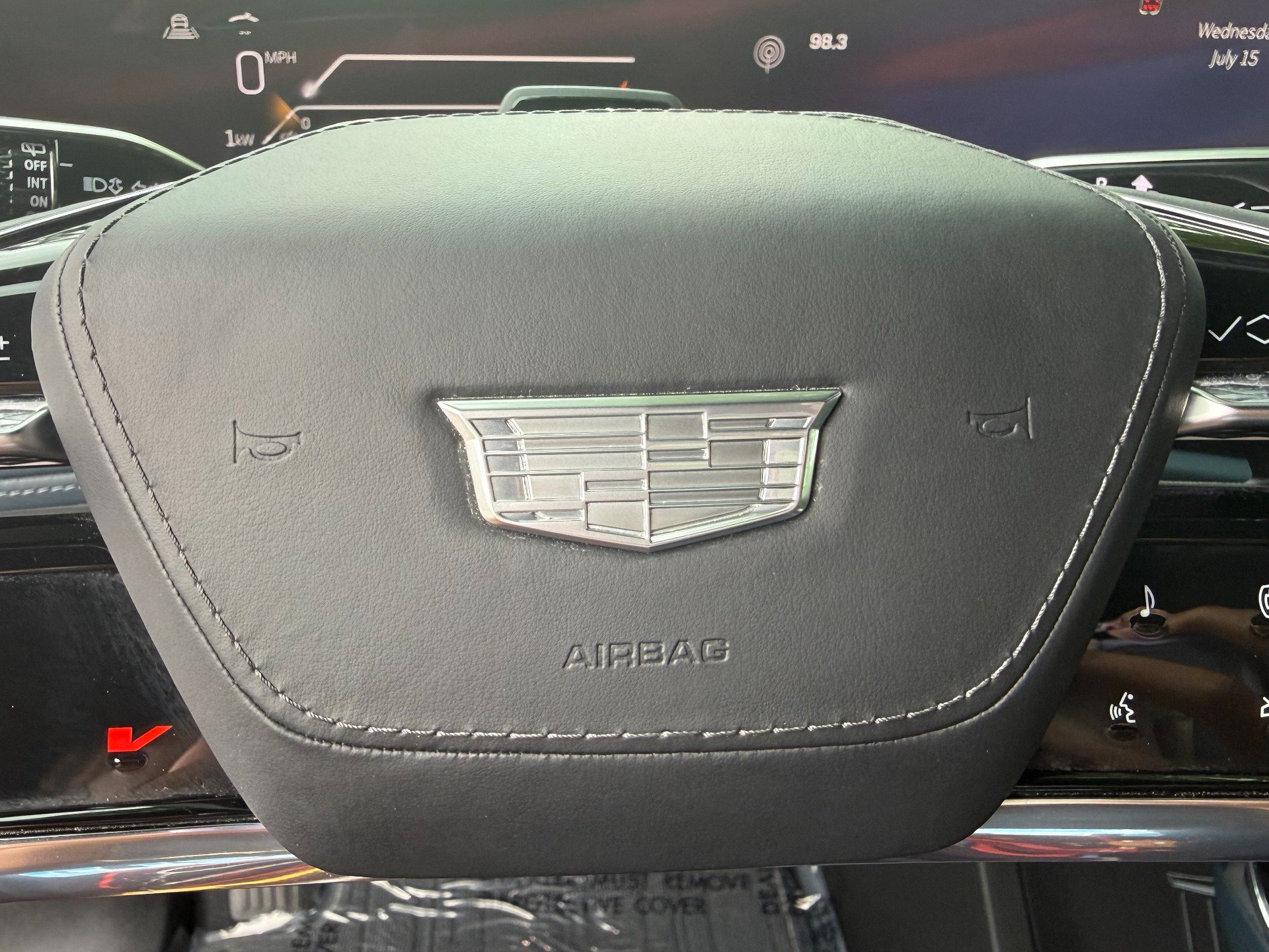 Used 2025 Cadillac Escalade IQ Luxury 2 w/ LPO, Premium Carpet Package AWD/4WD image 37