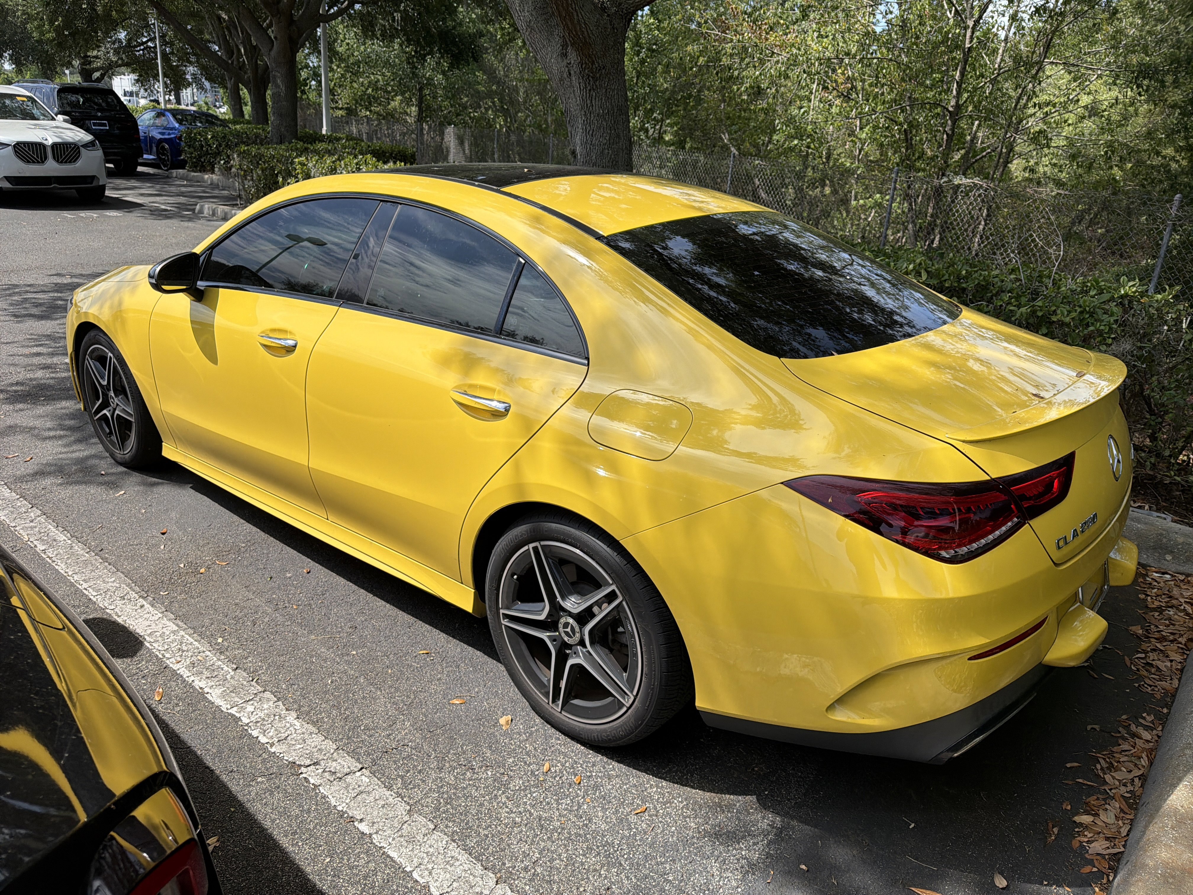 Used 2021 Mercedes-Benz CLA 250 4MATIC image 3