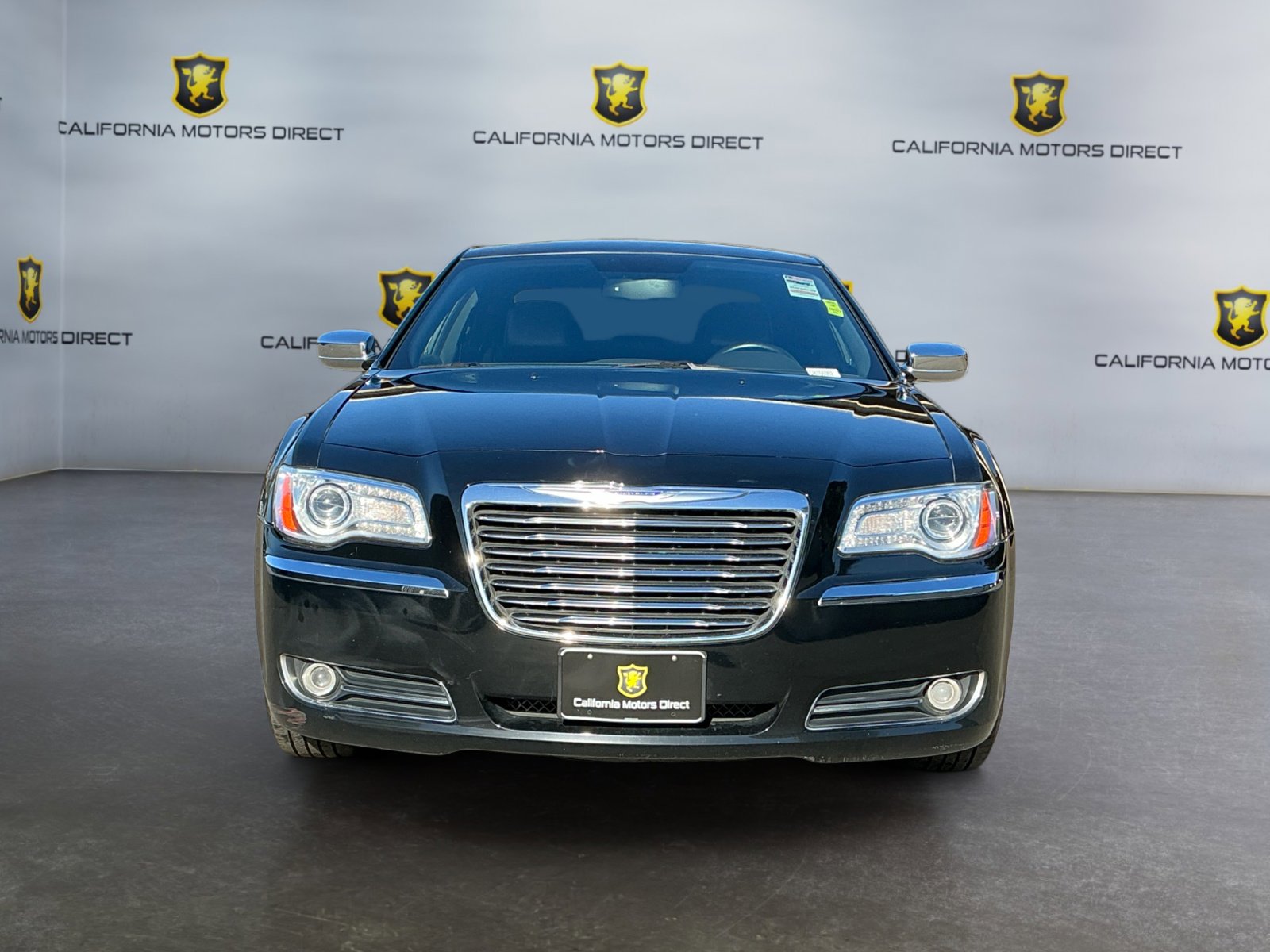 Used 2012 Chrysler 300 Limited image 2