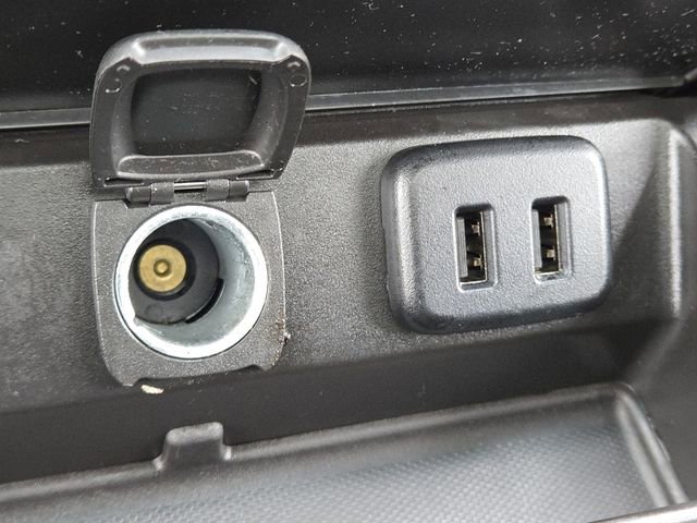 Used 2020 Chevrolet Suburban Premier w/ Max Trailering Package image 8