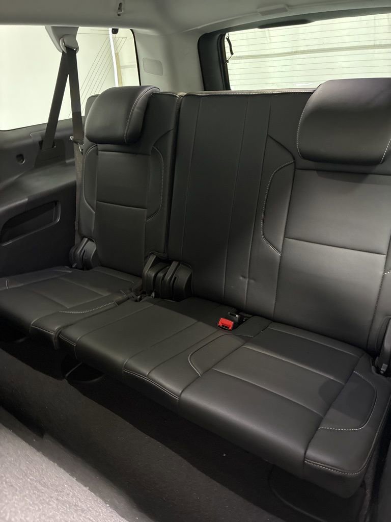Used 2019 Chevrolet Suburban LT image 25