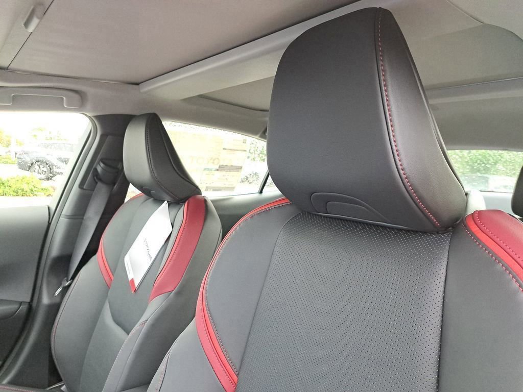 New 2026 Toyota Prius XSE image 17